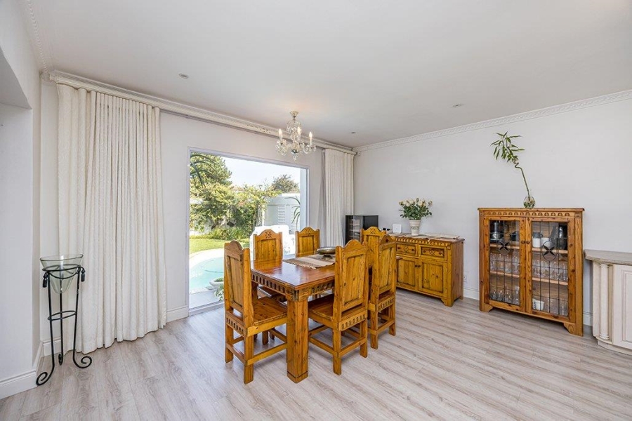 4 Bedroom Property for Sale in Flamingo Vlei Western Cape